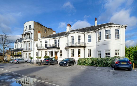 Richmond Gate Hotel 4*