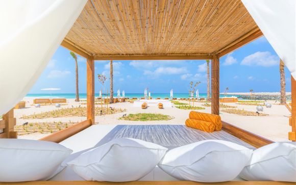 Opulent Resort on the Pearl Jumeirah