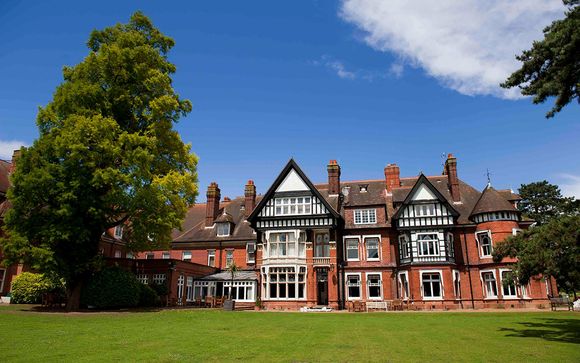 Woodlands Park Hotel 4*