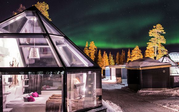 Aurora Borealis & Glass Igloo Stay