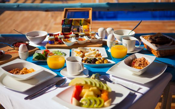 Asfiya Sea View Hotel 4*