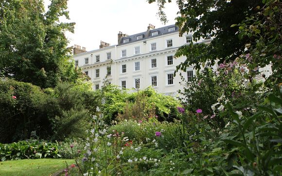 Eccleston Square Hotel 4*
