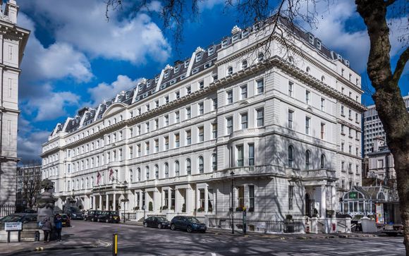 Corus Hyde Park 4* With Walking Tour & Dinner