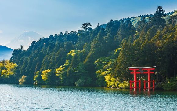 Buzzing Capital, Traditional Charm & Spiritual City