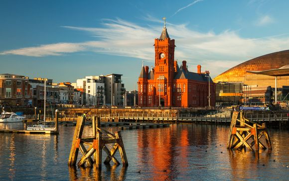 Clayton Hotel Cardiff 4*