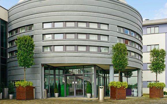 Clayton Hotel Liffey Valley 4*