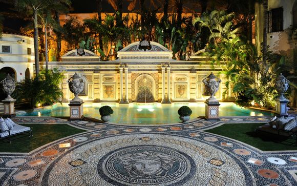 The Villa Casa Casuarina 5*