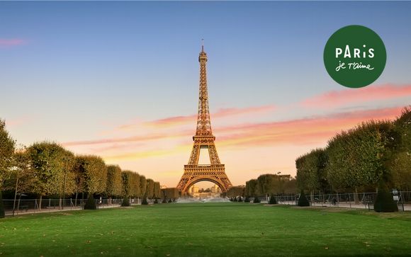 Puro romanticismo d'eleganza e charme con vista sulla Tour Eiffel