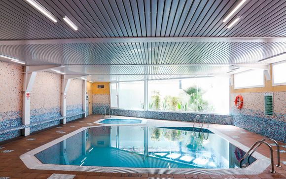 Hotel Kaktus Playa 5* - Calella - Up to 70% off | Voyage Priv