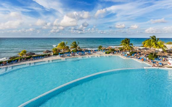 Grand Palladium Jamaica Resort & Spa 5* - Montego Bay - Up to -70% | Voyage  Privé