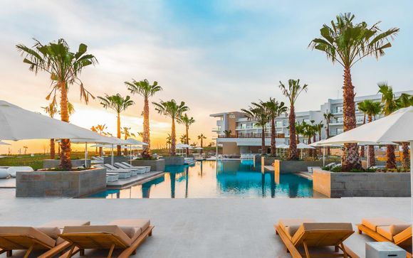 Elegante Resort con vista sull'oceano e dal design moderno