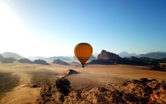 Viaggio di 7 notti con giro in mongolfiera nel Wadi Rum e guida in italiano