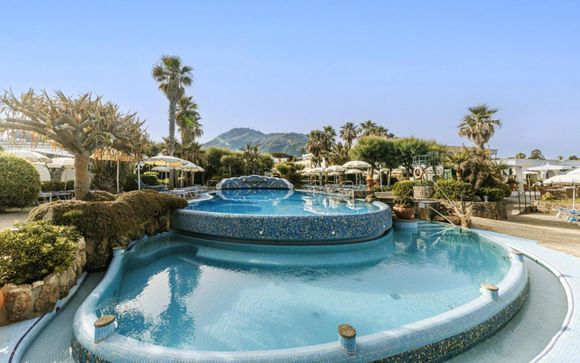 5 - 7 night trip: Amalfi Coast & Ischia Island - Ischia - Up to 70